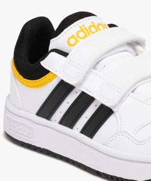 Baskets garçon à double scratch avec bandes latérales Hoops lo - Adidas  vue6 - ADIDAS - GEMO