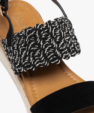 Sandales femme à talon compensé avec bride large ondulée fantaisie vue6 - SANS MARQUE - GEMO