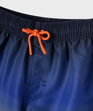 Short de surf multicolores avec taille ajustable garçon vue2 - GEMO (JUNIOR) - GEMO