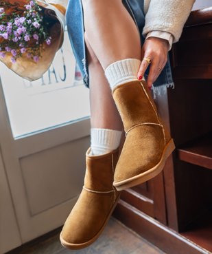 Boots fourrées femme à talon plat dessus suédine unie  vue7 - VALENTINA BALDA - GEMO