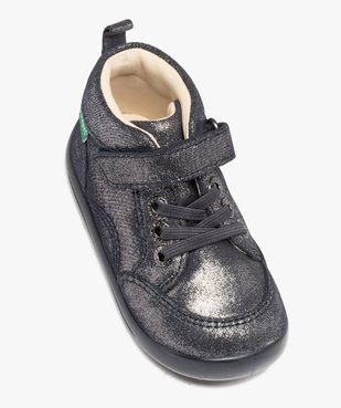 Chaussures premiers pas bébé fille en cuir uni à paillettes - Kickers vue5 - KICKERS - GEMO