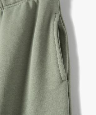 Pantalon de sport garçon avec larges poches à rabat sur les cuisses vue2 - GEMO (JUNIOR) - GEMO