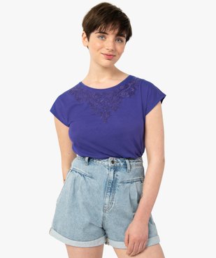 Tee-shirt femme avec broderie sous le col vue1 - GEMO(FEMME PAP) - GEMO