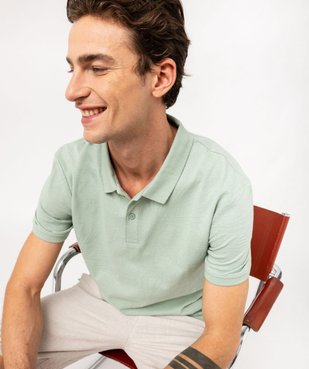 Polo manches courtes en maille texturée homme vue3 - GEMO (HOMME) - GEMO
