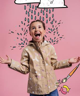 Imperméable à capuche avec imprimé animé fille qui change de couleur sous la pluie vue1 - GEMO (ENFANT) - GEMO