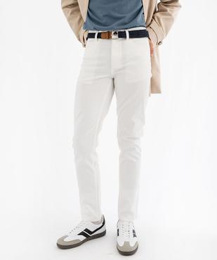 Pantalon 5 poches coupe slim coloris unique avec ceinture homme vue1 - GEMO (HOMME) - GEMO