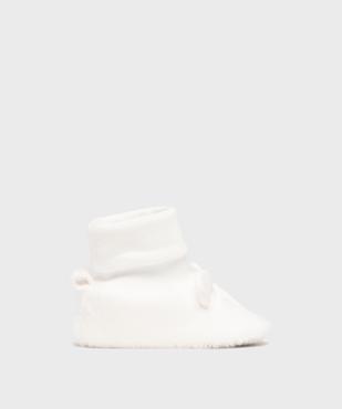 Chaussons de naissance avec détails en relief bébé fille vue1 - LITTLE LOVE - GEMO