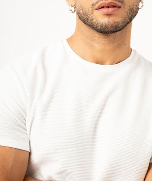 Tee-shirt à manches courtes en maille texturée aspect rayé homme vue3 - GEMO 4G HOMME - GEMO