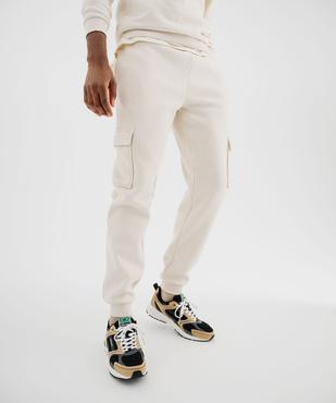 Pantalon de jogging avec poches à rabat homme vue1 - GEMO 4G HOMME - GEMO