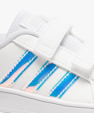 Baskets bébé détails irisés – Adidas Grand Court vue6 - ADIDAS - GEMO