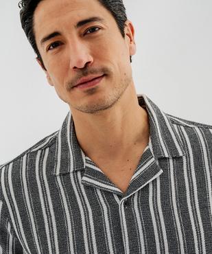 Chemise manches courtes col cubain en textile de coton tissé rayé homme vue3 - GEMO 4G HOMME - GEMO