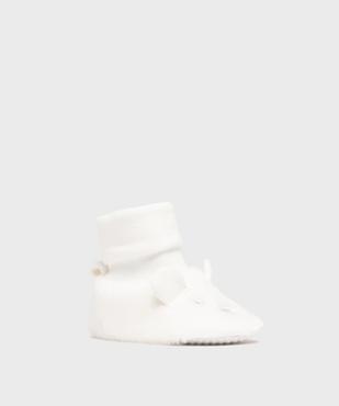 Chaussons de naissance avec détails en relief bébé fille vue2 - LITTLE LOVE - GEMO