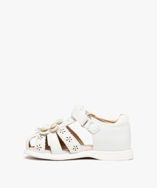 Sandales bébé fille à brides ajourées et fleur en relief vue3 - SANS MARQUE - GEMO