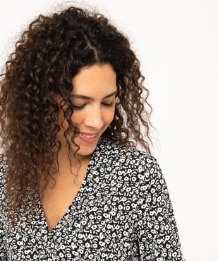 Tee-shirt à manches longues et col V à motifs fleuris femme vue2 - GEMO 4G FEMME - GEMO