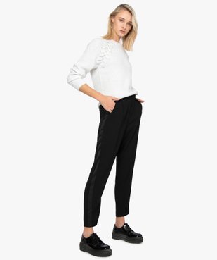 Pantalon femme en toile avec bande satinée sur les côtés vue5 - GEMO(FEMME PAP) - GEMO