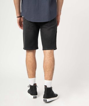 Bermuda en jean homme délavé, plissé et patiné vue3 - GEMO (HOMME) - GEMO