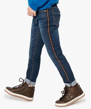 Jean garçon coupe slim avec bandes contrastantes sur les côtés vue1 - GEMO (ENFANT) - GEMO