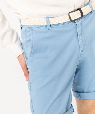 Bermuda chino en coton stretch coloris unique avec ceinture homme vue2 - GEMO (HOMME) - GEMO
