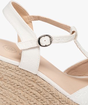 Sandales femme compensées avec brides à broderie anglaise vue6 - GEMO(URBAIN) - GEMO