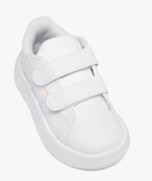 Baskets bébé fille à double scratch et semelle bubblecomfy - Adidas Grand Court  vue5 - ADIDAS - GEMO