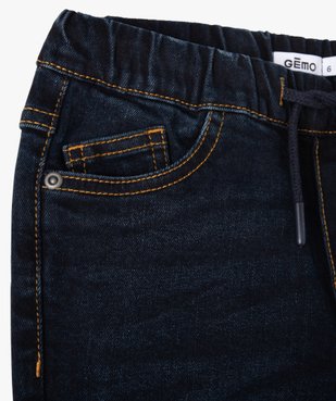 Jean garçon coupe Regular avec ceinture et bas de jambes élastiques vue2 - GEMO (ENFANT) - GEMO