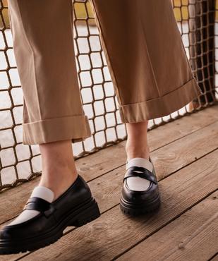 Mocassins bicolores à épaisse semelle crantée femme vue1 - 5 MILES - GEMO