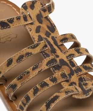 Sandales en cuir imprimé léopard avec bride scratch fille  vue7 - TANEO - GEMO