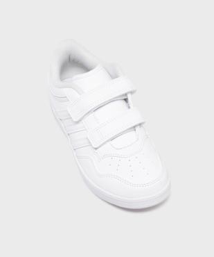 Baskets basses à scratch Hoops garçon - Adidas vue5 - ADIDAS - GEMO