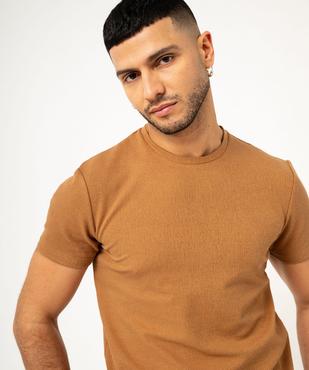 Tee-shirt à manches courtes en maille texturée homme vue5 - GEMO (HOMME) - GEMO
