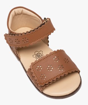 Sandales bébé fille en cuir à brides scratch ajourées – NA! vue5 - NA! - GEMO