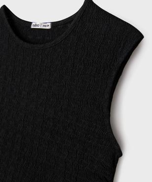 Tee-shirt sans manches texturé et cintré fille vue2 - GEMO (JUNIOR) - GEMO