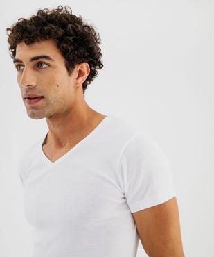 Tee-shirt manches courtes et col V en coton biologique homme (lot de 2) vue3 - GEMO 4G HOMME - GEMO