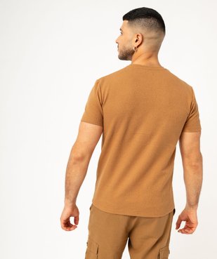 Tee-shirt à manches courtes en maille texturée homme vue3 - GEMO (HOMME) - GEMO