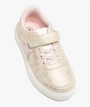 Baskets fille unies effet irisé avec détail étoile et à scratch  vue5 - GEMO (ENFANT) - GEMO