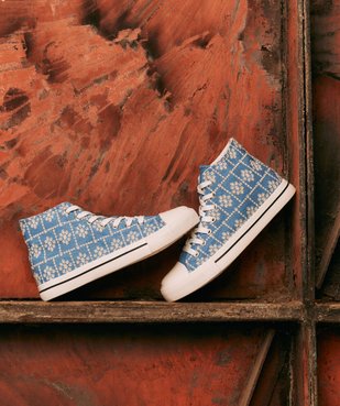 Baskets femme montantes en toile denim à fleurs brodées vue1 - GEMO 4G FEMME - GEMO