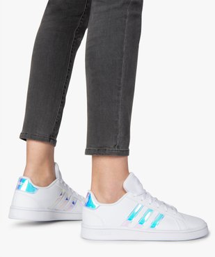 Baskets femme à bandes irisées – Adidas Grand Court K vue1 - ADIDAS - GEMO