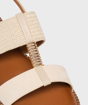 Sandales plates à larges brides et bijou métallique femme - Valentina Baldano vue6 - VALENTINA BALDA - GEMO