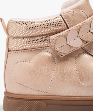 Baskets fille mid-cut unies à col pailleté et détails en coeur vue6 - GEMO (ENFANT) - GEMO