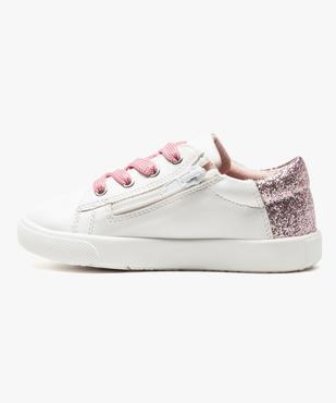 Baskets basses avec motifs coeurs sur le côté et paillettes vue3 - GEMO (ENFANT) - GEMO