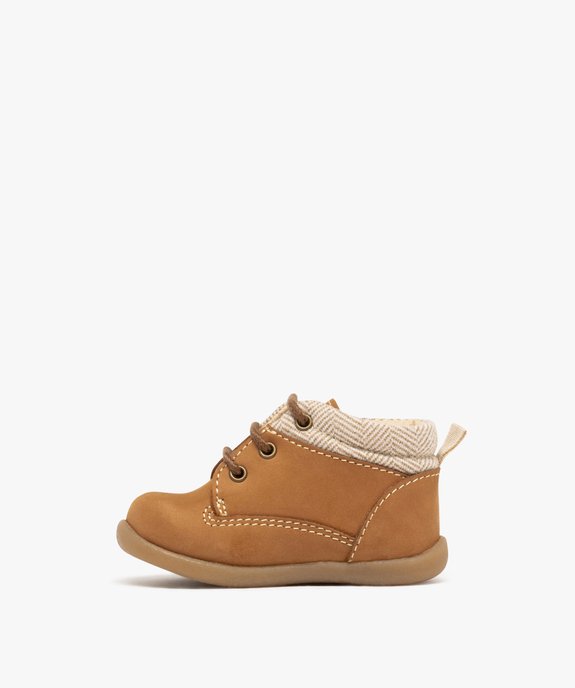 Chaussures premiers pas bébé garçon dessus en cuir suédé avec col moussé contrastant vue3 - BUGGY - GEMO