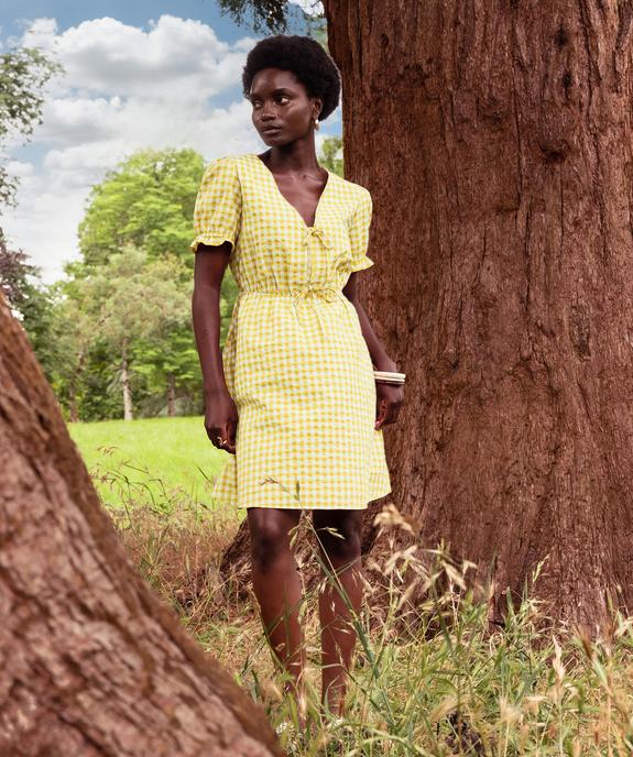 Robe courte à manches courtes en tissu gaufré à carreaux vichy femme vue1 - GEMO(FEMME PAP) - GEMO