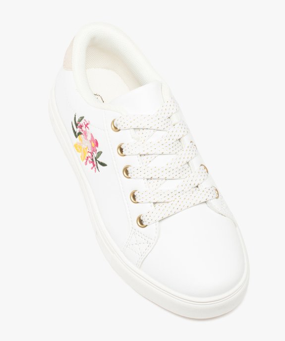 Baskets fille unies brodées fleurs sur le côté vue5 - GEMO (ENFANT) - GEMO