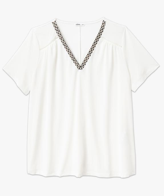 Tee-shirt à manches courtes avec col V brodé femme grande taille vue4 - GEMO (G TAILLE) - GEMO