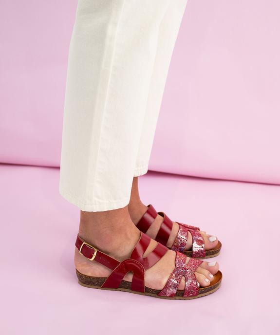 Sandales plates avec brides en cuir scintillantes et vernies femme vue1 - PIU NATURA - GEMO
