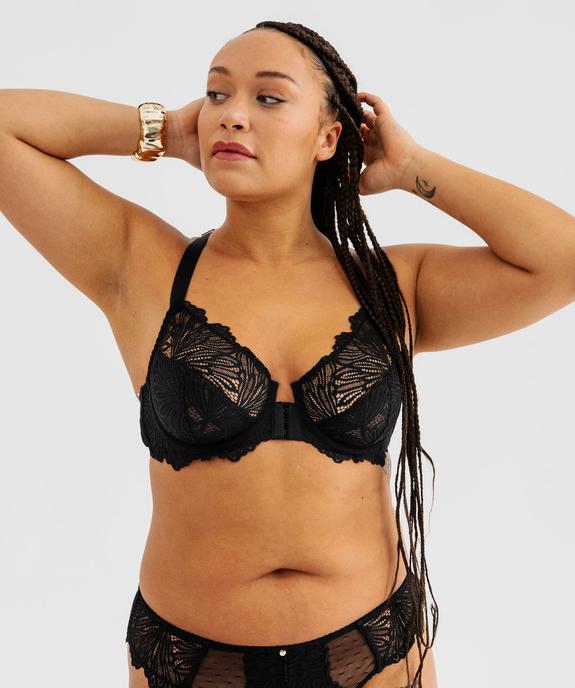 Soutien-gorge grande taille emboitant à armatures à dos fantaisie vue1 - GEMO(HOMWR FEM) - GEMO