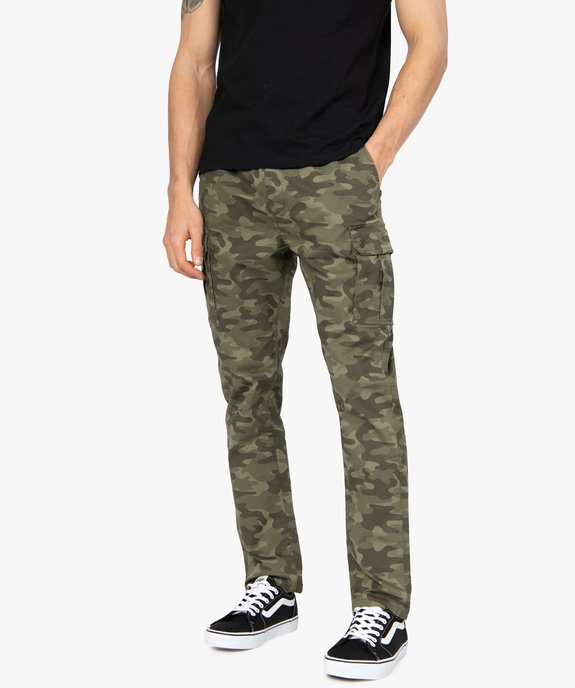 Pantalon homme multi-poches à motif camouflage vue1 - GEMO (HOMME) - GEMO