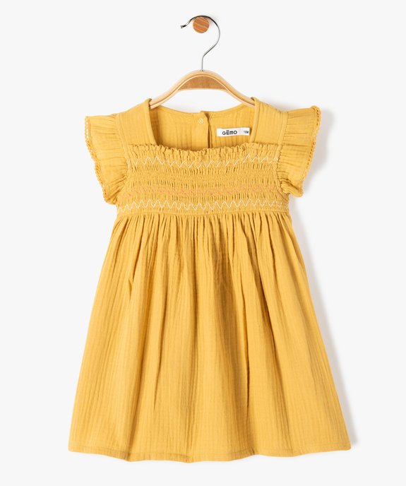 Robe bébé fille en double gaze avec smocks et volants vue1 - GEMO(BEBE DEBT) - GEMO