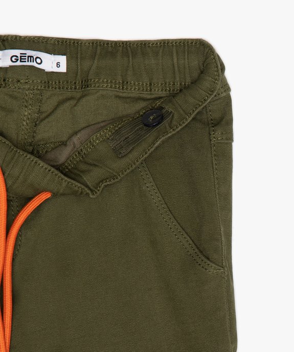 Pantalon garçon coupe cargo avec poches latérales vue2 - GEMO (ENFANT) - GEMO