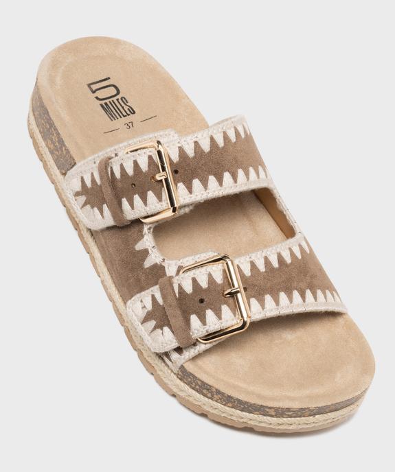 Mules à semelle plateforme et larges brides brodées femme - 5 Miles vue5 - 5 MILES - GEMO