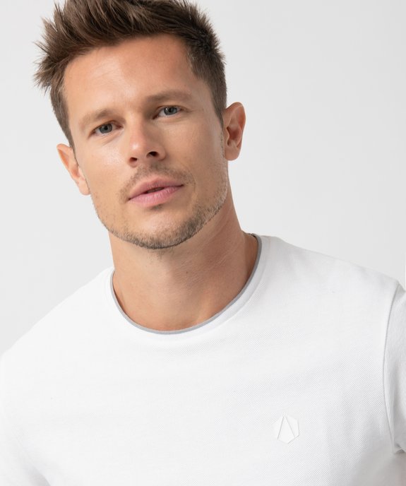 Tee-shirt homme à manches courtes en maille piquée vue2 - GEMO (HOMME) - GEMO